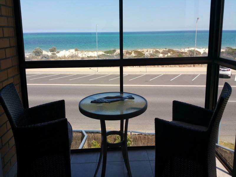 Acushla Accommodation Esplanade Living Self Check-In Self Check-Out West Beach Eksteriør bilde