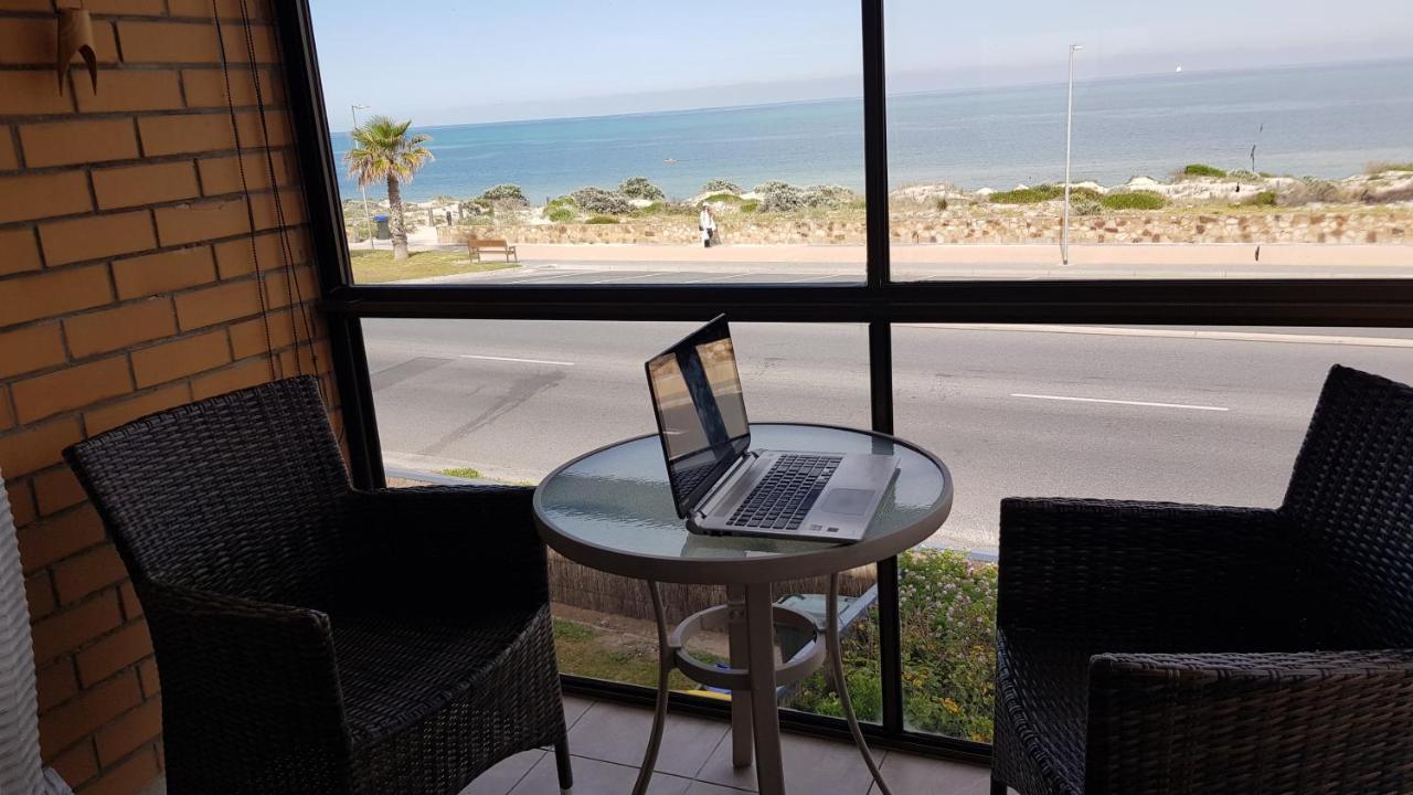 Acushla Accommodation Esplanade Living Self Check-In Self Check-Out West Beach Eksteriør bilde