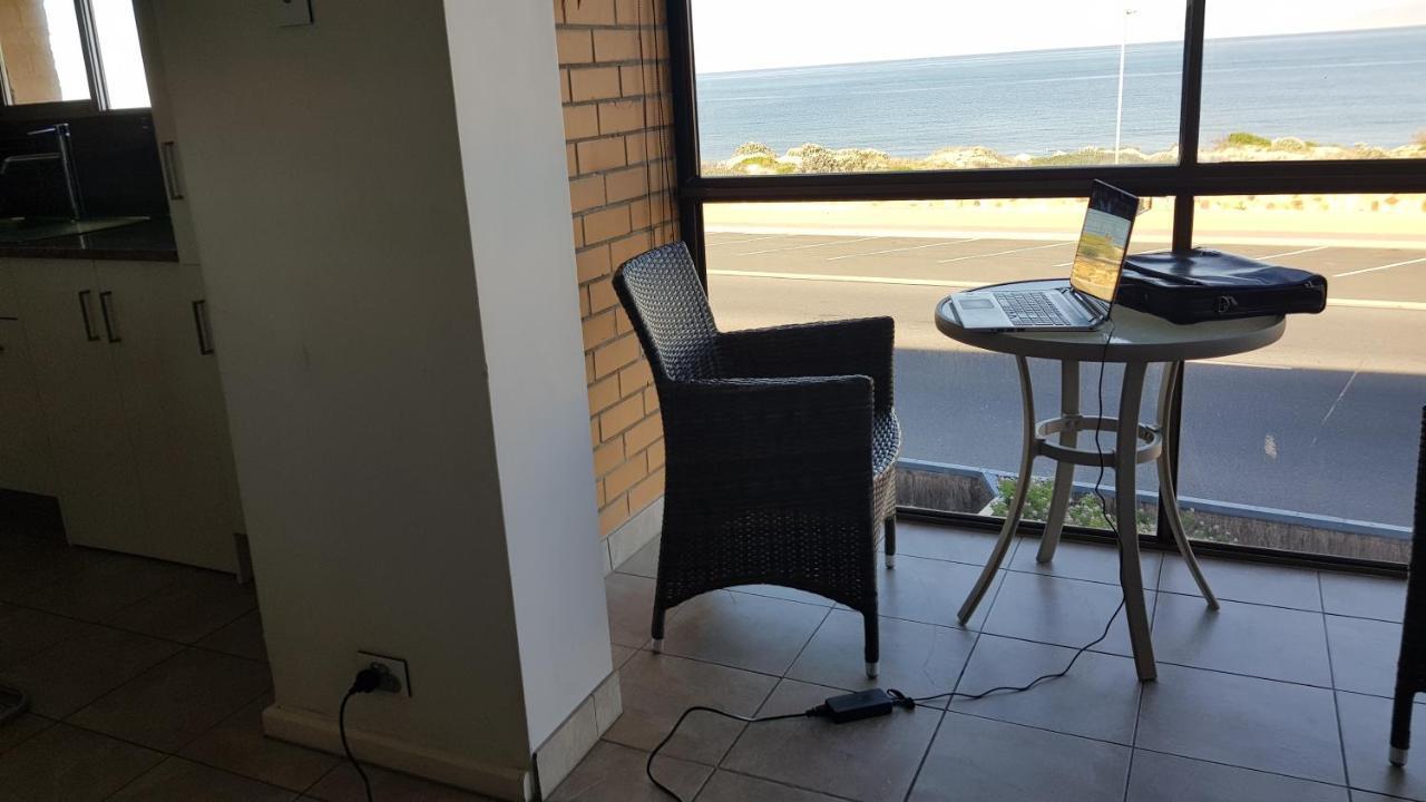 Acushla Accommodation Esplanade Living Self Check-In Self Check-Out West Beach Eksteriør bilde